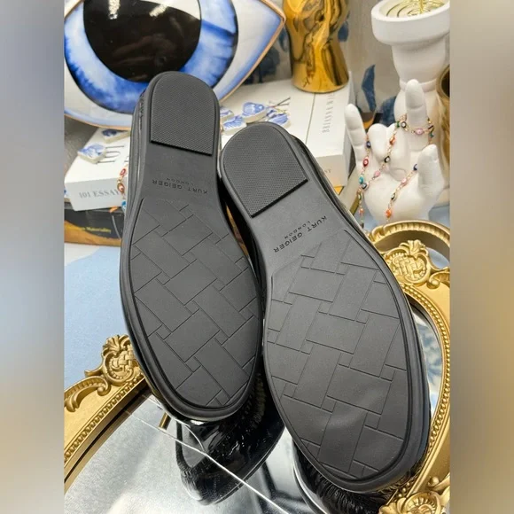 🆕 KURT GEIGER LONDON 🧿 NWOB Eagle Moccasins, Black Patent - Sz EU37 US 7